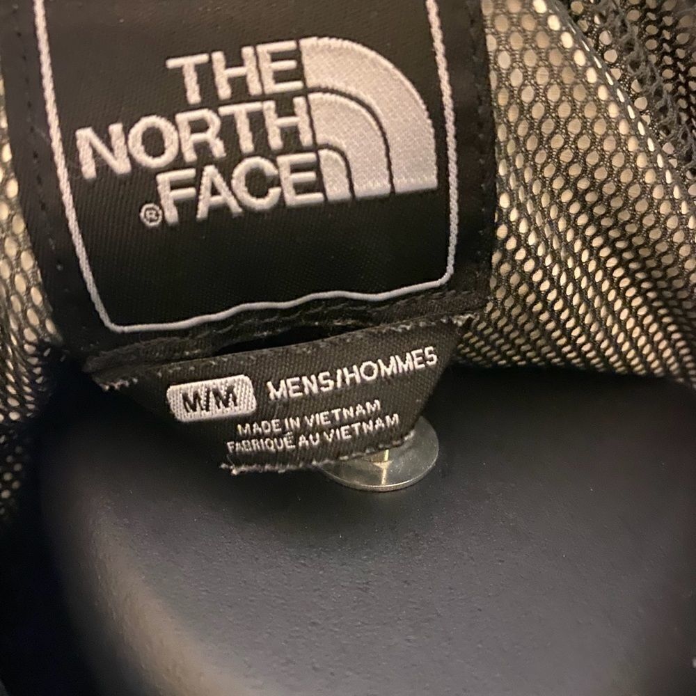 North Face Green Used Windbreaker Jacket Size M/m - Picture 3 of 3